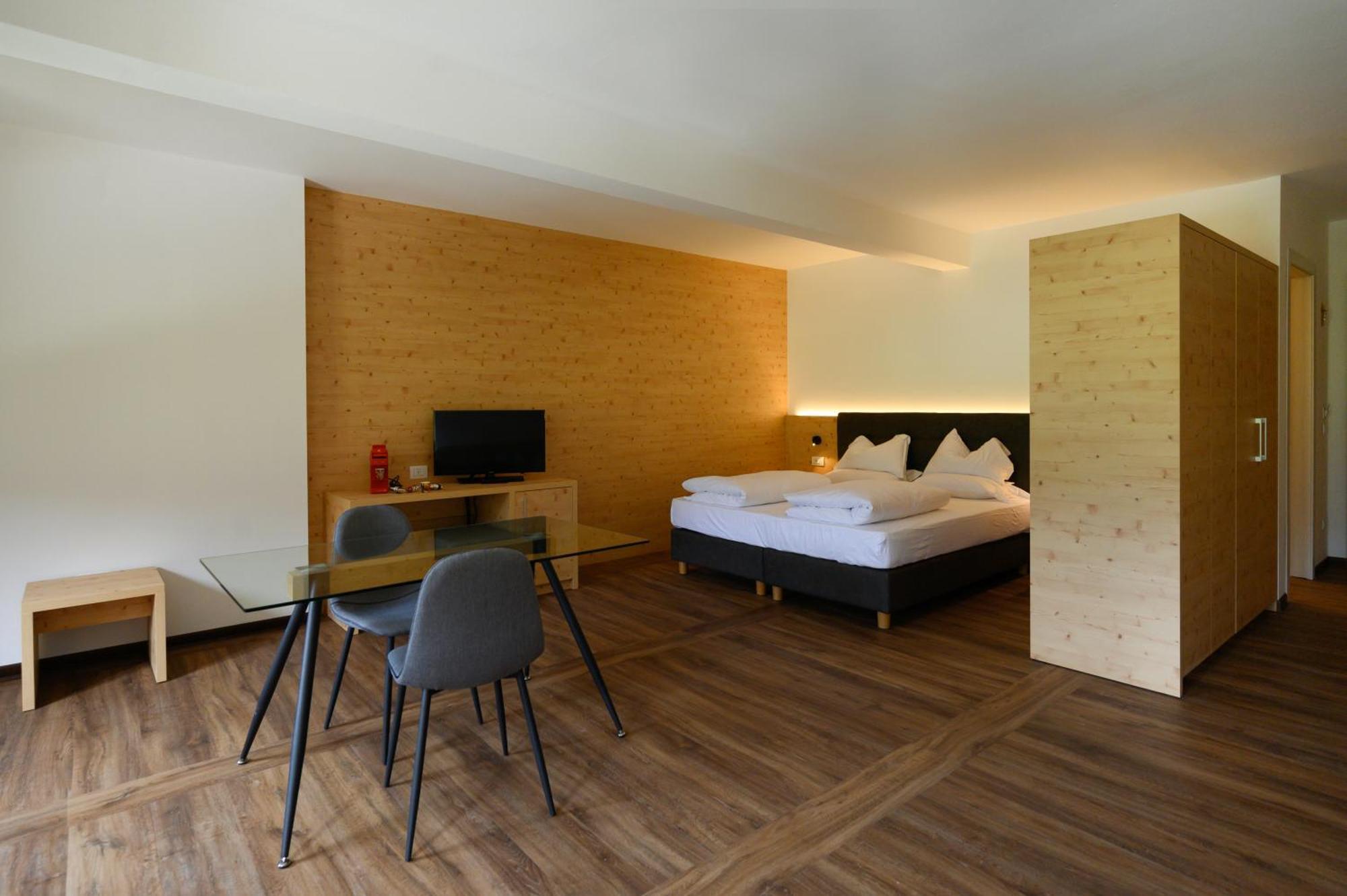Hotel Stella Alpina Spiazzi Di Caprino Eksteriør bilde